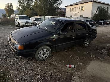 Volkswagen: Volkswagen Passat: 1992 г., 1.8 л, Кол менен иштөөчү, Седан — 1