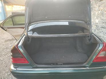 volkswagen passat nece masindi: Mercedes-Benz E-Class (W210) sedan - Kuzov: 4 qapılı sedan, tünd — 8