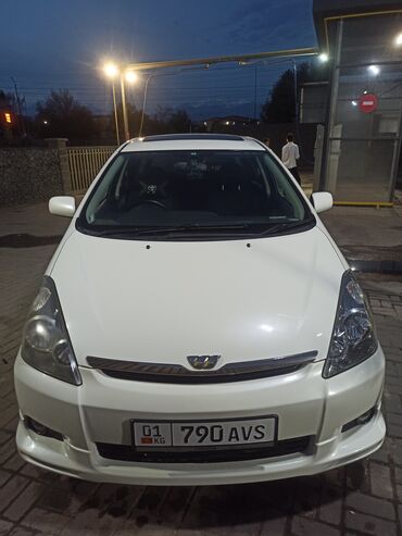 семиместные машины: Toyota WISH: 2003 г., 1.8 л, Автомат, Бензин, Минивэн