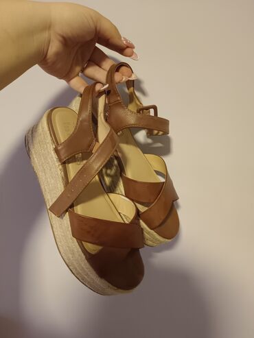 deichmann ženske sandale: Sandals, H&M, 39