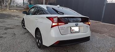 Toyota: Toyota Prius: 2019 г., 1.8 л, Вариатор, Гибрид at lalafo.kg — 3 Toyota: Toyota Prius: 2019 г., 1.8 л, Вариатор, Гибрид — 3