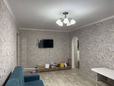 2 комнатная квартира в бишкеке купить: 2 комнаты, 43 м², Хрущевка, 1 этаж, Евроремонт
