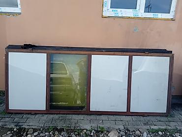 biljka adam: ČETVORA TROKRILNA VRATA u vrlo dobrom konstruktivnom stanju, pravljena — 4