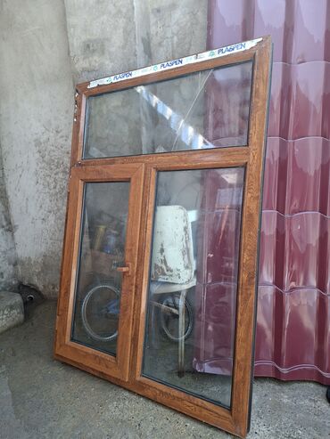 Otaq bitkiləri: İşlənmiş İki qat şüşə paketi Plastik pəncərə, Еni: 108 sm, Uzunluğu: 155 sm