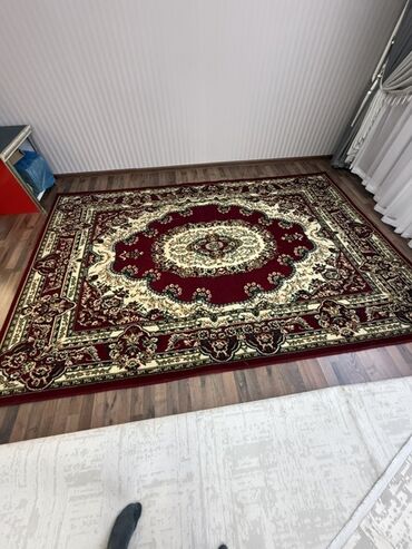 шкаф для одежды деревянный: Килем Колдонулган, 300 * 200