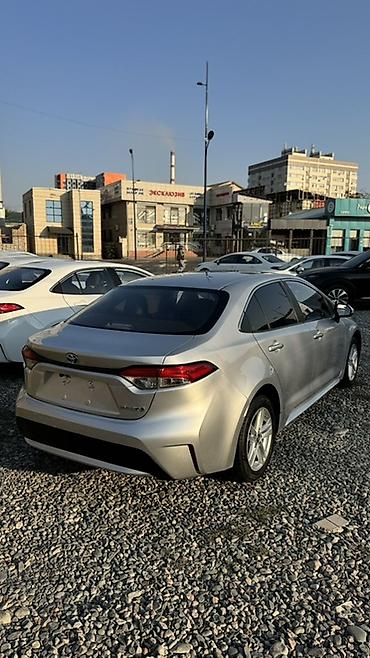 какие авто надежные: Toyota Corolla: 2023 г., Гибрид, Седан — 4