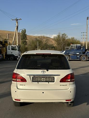 isis toyota: Toyota Ipsum: 2001 г., 2.4 л, Автомат, Бензин, Минивэн — 3