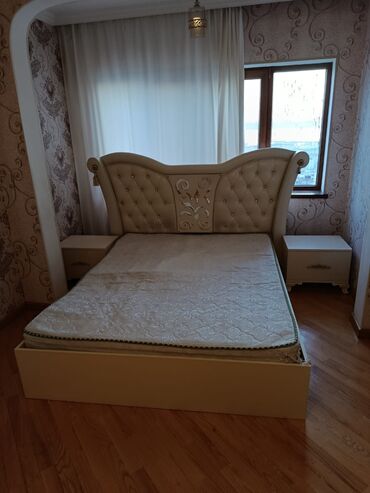 Ev üçün mebel: 2 təknəfərlik çarpayı, Dolab, Termo, İşlənmiş
