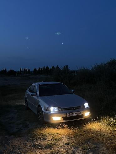 салон на авто: Honda Accord: 2000 г., 1.8 л, Автомат, Бензин, Седан — 5