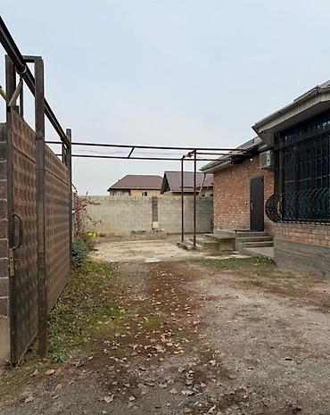 Продажа коттеджей и домов: Продается дом в селе Новопавловка Участок правильной формы 4, 5 сотки — 9