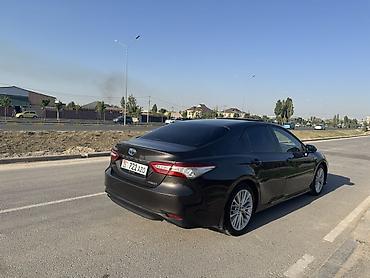 bid e5: Toyota Camry: 2018 г., 2.5 л, Автомат, Гибрид, Седан — 2