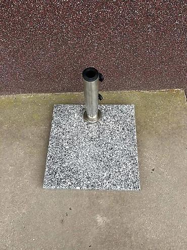 Suncobrani, tende i paviljoni: Težak granitni postolje za suncobran sa inox nosačem - Materijal — 3