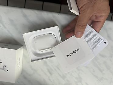 ipod touch 11: Məhsul: Apple AirPods Pro 3 USA de Apple storeden iki eded aldim — 3