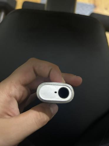 IQOS siqaret qızdırıcı cihazı - Rəng: metalik gövdə, alt hissə bej