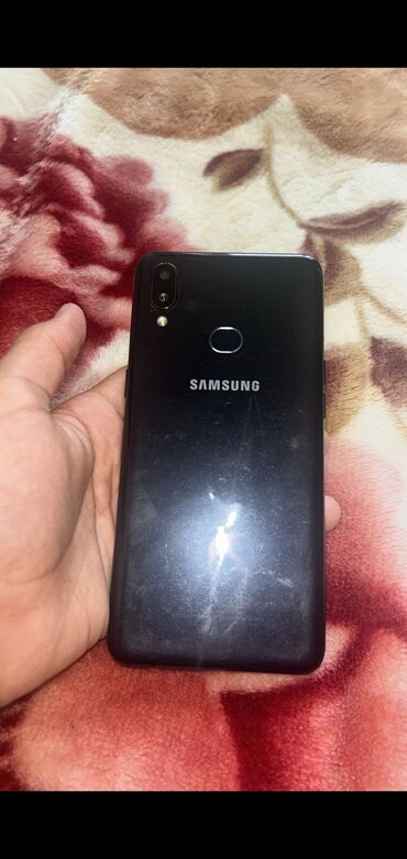 ip телефония: Samsung A10s, Б/у, 32 ГБ, цвет - Черный, 1 SIM, 2 SIM, eSIM