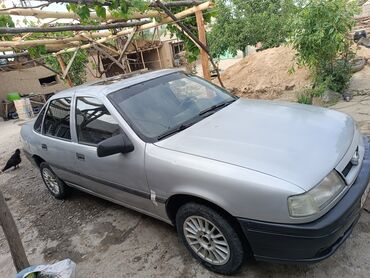 Opel: Opel Vectra: 1993 г., 1.6 л, Механика, Бензин, Седан
