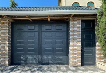 Qaraj darvazaları: Müxtəlif materiallardan hazırlanmış, mühafizə və rahatlıq təmin edən — 18