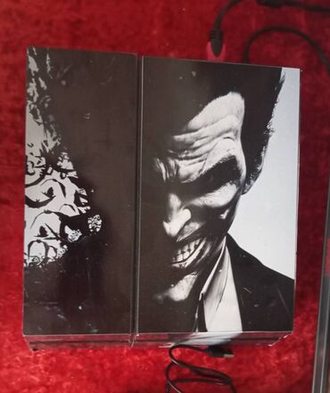 PS4 (Sony Playstation 4): İdeal vəziyyətdə ps4 joker stickerli Türk acontludu donma problemi ola