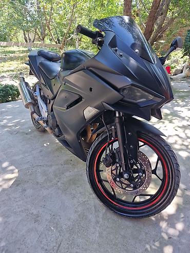 Спортбайк Kawasaki, 400 куб. см, Бензин, Взрослый, Б/у at lalafo.kg Спортбайк Kawasaki, 400 куб. см, Бензин, Взрослый, Б/у