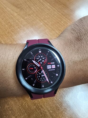 смарт часы v8: В продаже отличные смарт часы Samsung Watch 5 Pro Black. В пользовании