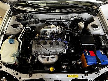 тесла модел 3: Toyota Corolla: 1999 г., 1.4 л, Механика, Бензин, Хэтчбэк — 10
