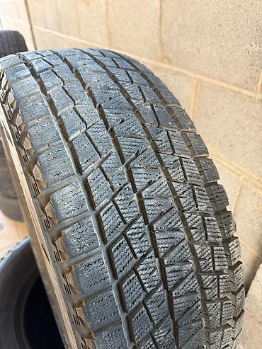 уто 404: Комплект зимних шин Bridgestone Blizzak DM-V2. Размер: 265/65 R17 — 3