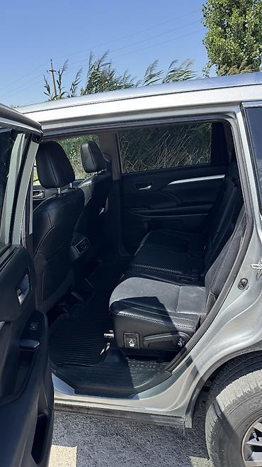 Toyota Highlander: 2017 г., 3.5 л, Вариатор, Гибрид, Кроссовер — 6