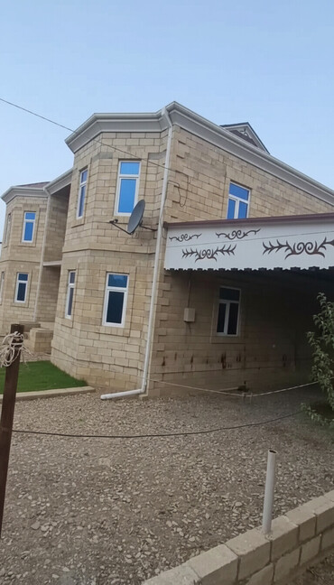 Həyət evləri və villaların satışı: 8 otaq, 14 kv. m, Orta təmir — 1