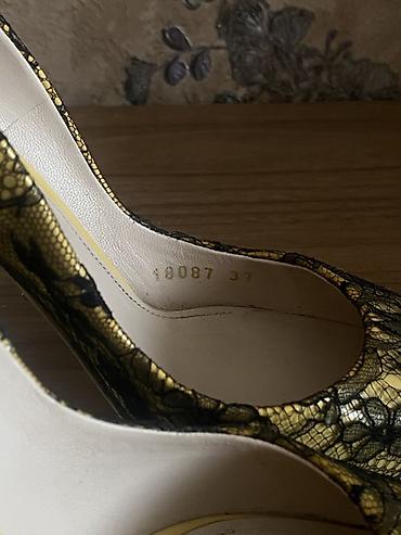 yun corab: Dolce & Gabbana qadın tuflisi Orijinal - Model: klassik “pump” — 5