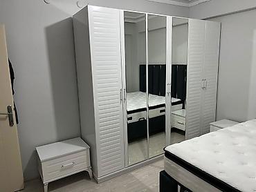 Sifarişlə mətbəx mebeli: Sifarişlə mətbəx dəsti, Özü çəkən petlələr, MDF — 18