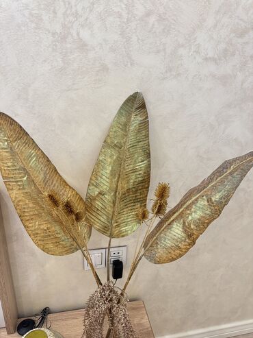 Süni güllər: Her biri satiwda qiymetle bagli wapla elaqe saxlayin — 6