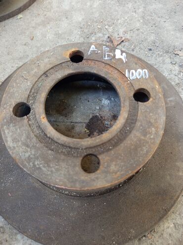 Другие автозапчасти: Ауди В4 — 14