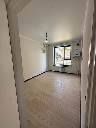 Продажа квартир: 1 комната, 40 м², Кара-Жыгач ж/м Элитка, 1 этаж, Дизайнерский ремонт — 3