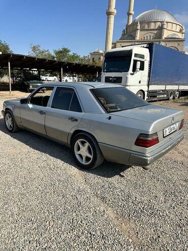 авто не рабочий: Mercedes-Benz W124: 1990 г., 2.3 л, Автомат, Бензин, Седан