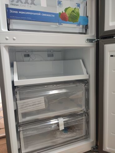 Холодильники: Холодильник Midea, Новый, Двухкамерный, No frost, 999999999 * 1840 * 999999999, С рассрочкой — 10