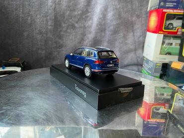 Avtomobil modelləri: 2015 il, 1:43, Dəmir, Ödənişli çatdırılma — 25