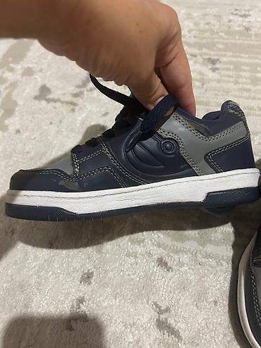 мужской одежды: Оригинал Heelys.Натуральная кожа.
Покупали дорого — 7