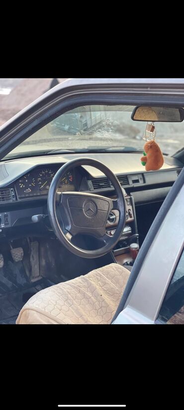 мерс домкрат: Mercedes-Benz W124: 1993 г., 2.3 л, Механика, Бензин, Седан
