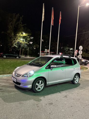 хонда херве: Honda Fit: 2005 г., 1.3 л, Автомат, Бензин, Хетчбек