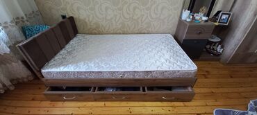 tek kravat sekilleri: İşlənmiş, Təknəfərlik çarpayı, Bazasız, Matras ilə, Siyirməli, Azərbaycan