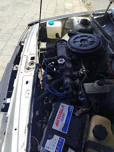 VAZ (LADA): VAZ 2199 (Samara) hatchbek - Kuzov: 4 qapılı hatchbek, gümüşü rəng - — 6