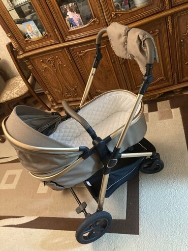 Araba-beşiklər: Çıxarıla bilən beşikli araba, Yaş: <1 ay — 7