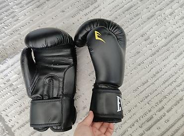 пенный: Боксерские перчатки Everlast, 8 oz Б/У - Классическая модель в черном — 3
