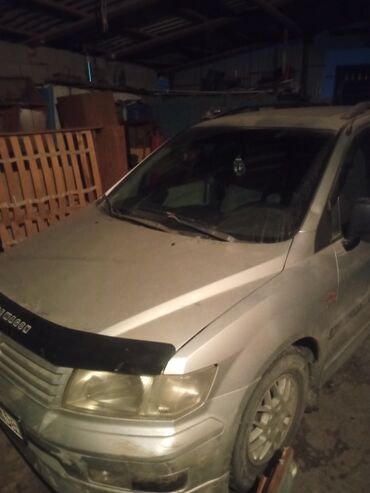 авто для охоты: Mitsubishi Space Wagon: 1999 г., 2 л, Механика, Бензин, Минивэн