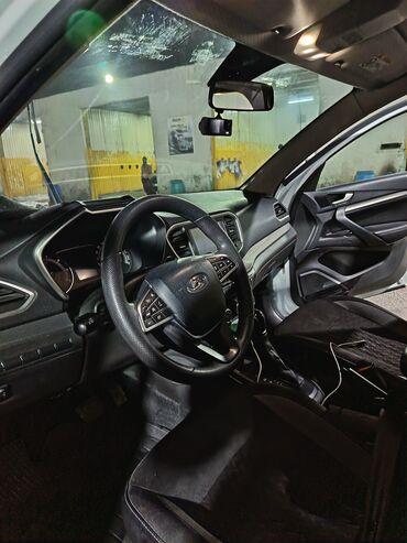 VAZ (LADA): LADA Vesta sedan lizinq di satılır 14 ayı verilib 7 mine satılır — 8