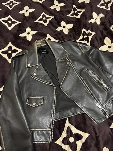 Dəri kurtka, Bershka, S lalafo.az -da Dəri kurtka, Bershka, S