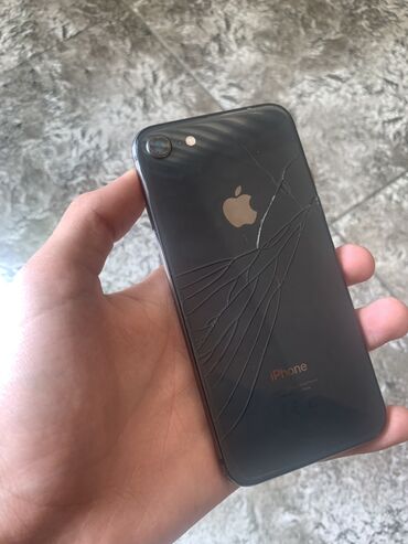 Apple iPhone: IPhone 8, 64 GB, Black Titanium, Qırıq, Barmaq izi