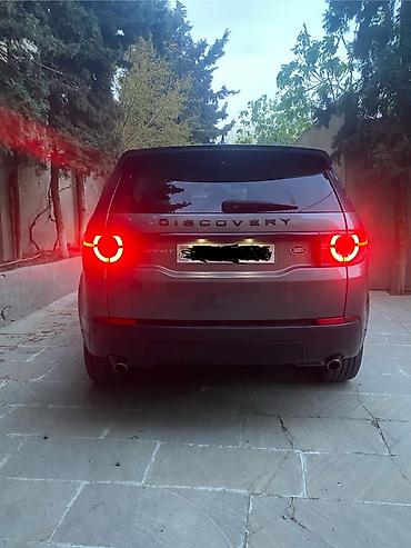guzgu: Land Rover Discovery Sport – premium kompakt SUV - Korpus: boz rəng — 2