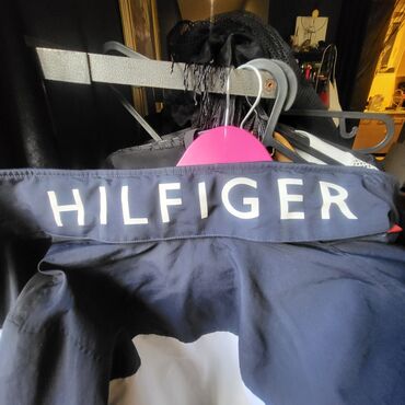 hm kaputi: TOMMY HILFIGER, unisex prolecna jakna, vel M, donesena iz US, samo