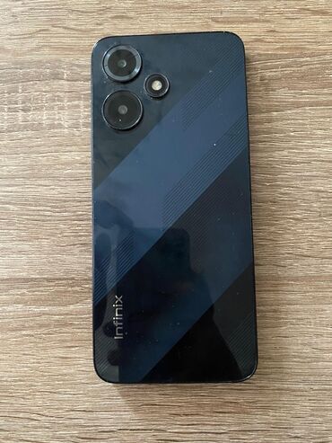 Infinix Hot 30 Play NFC, 128 ГБ, цвет - Черный
